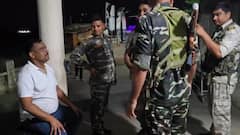 झारखण्ड: दर्दनाक सड़क हादसा, पेड़ से टकराई कार, पति-पत्नी समेत डेढ़ साल के मासूम बेटे की मौत