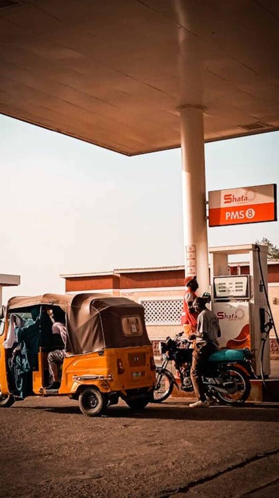 পেট্রোল পাম্পে বিনামূল্যে পাওয়া যায় এই সুবিধাগুলি, আপনি জানেন ?