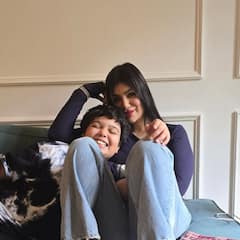 लेकासोबत दंगा-मस्ती, अभिनेत्री आयशा टाकियाचे मुलासोबतचे फोटो चर्चेत