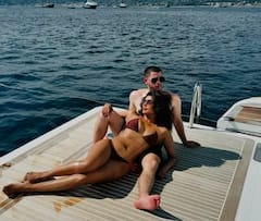 दिशा पाटनी से लेकर प्रियंका चोपड़ा तक, बीच पर ये गजब के लुक ट्राई कर सकती हैं आप