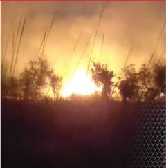 Kathua News: कठुआ के अनाज भंडारण क्षेत्र में लगी आग, दमकल विभाग ने आग पर पाया काबू