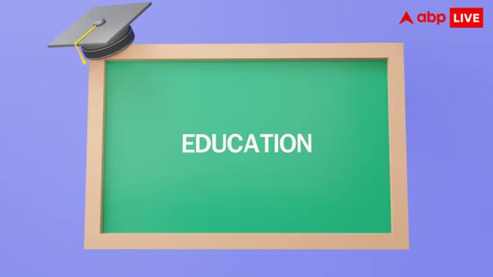 इसके बाद अपना रोल नंबर और अन्य आवश्यक जानकारी दर्ज करें.