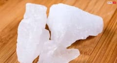 ਸਕਿੰਟਾਂ ‘ਚ ਮਿਲ ਜਾਵੇਗੀ ਦੰਦਾਂ ਦੇ ਦਰਦ ਤੋਂ ਰਾਹਤ, ਫਿਟਕਰੀ ‘ਚ ਆਹ ਚੀਜ਼ ਮਿਲਾ ਕੇ ਬਣਾ ਲਓ ਦਵਾਈ