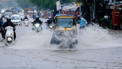 Bihar Weather: सुपौल समेत 4 जिलों में भारी बारिश के आसार, 19 शहरों में वज्रपात का अलर्ट, देखें आज का मौसम