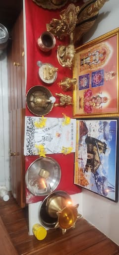 वसंत मोरेंच्या देव्हाऱ्यात 'नरकातला स्वर्ग'; संजय राऊतांच्या पुस्तकाचे दररोज पारायणं करणार