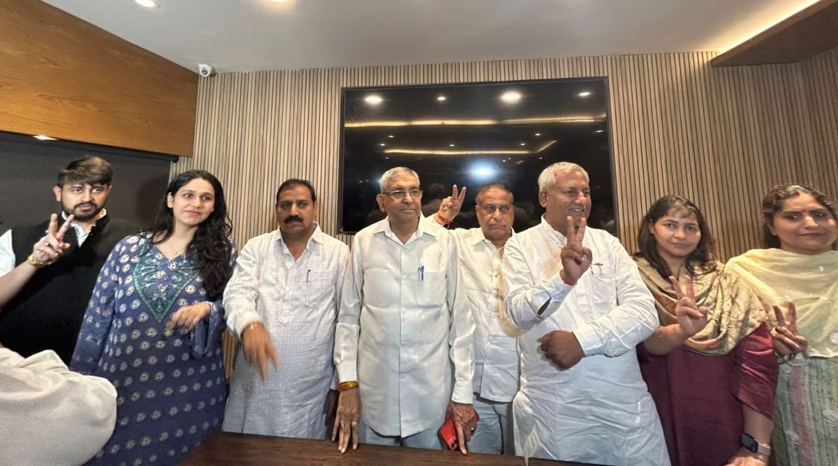 दिल्ली में AAP छोड़ने वाले 15 पार्षदों ने बनाया नया दल, अब MCD में क्या है स्थिति?