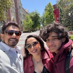 माधुरी दीक्षित ने पति संग अटेंड की बेटे की ग्रेजुएशन सेरेमनी, बर्थडे का जश्न हुआ दोगुना