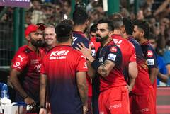 RCB vs KKR: āĻŦā§āώā§āĻāĻŋāϤ⧠āĻā§āϏā§āϤ⧠āĻā§āϞ āĻŽā§āϝāĻžāĻ, āϞāĻŋāĻ āĻļā§āϰā§āώ⧠āĻĒā§āĻāĻā§ āĻā§āϞ āĻāϰāϏāĻŋāĻŦāĻŋ, āĻā§āĻšāϞāĻŋāĻĻā§āϰ āĻĒā§āϞā§-āĻ
āĻĢāĻ āĻāĻŋ āύāĻŋāĻļā§āĻāĻŋāϤ?