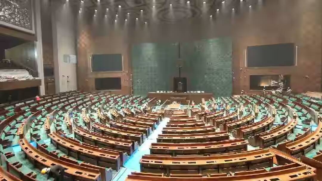 महाराष्ट्रातील 7 खासदार ठरले संसदरत्न; सुप्रिया सुळेंसह हे खासदार संसदरत्न पुरस्काराचे मानकरी Sansad Ratna Award 2025 Maharashtra 7 MPs from Named Sansad Ratna Awardees Supriya Sule Among the Honourees महाराष्ट्रातील 7 खासदार ठरले संसदरत्न; सुप्रिया सुळेंसह हे खासदार संसदरत्न पुरस्काराचे मानकरी