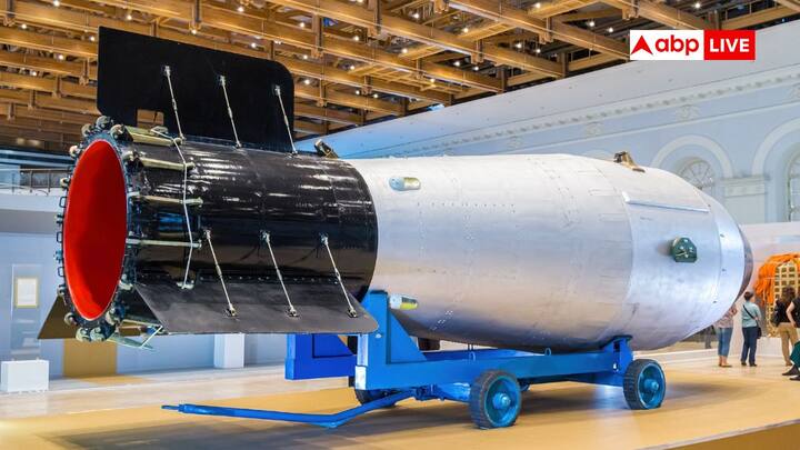 Nuclear Weapon Launch Process: किसी भी देश के परमाणु हथियार तैनात स्थिति में नहीं रखे रहते हैं. उनको तैयार करने में थोड़ा वक्त लगता है. चलिए जानें कि इसके लिए कितना समय लगता है.