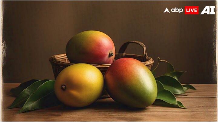 गुजरात का केसर आम यहां का सबसे प्रसिद्ध आम है, जो गिर क्षेत्र में उगाया जाता है. इसके अलावा बरमासी, वनराज,सोनपरी और अमृत आम का स्वाद भी आपको बहुत पसंद आएगा.