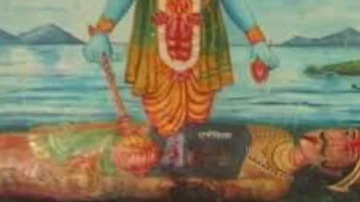 এতে দেবতাদের চিন্তা বাড়ে। তাঁরা ভগবান বিষ্ণুকে আর্জি জানান, তিনি যজ্ঞে যোগ দিলেই গয়াসুর শান্ত হতে পারে। সেই মতো যজ্ঞে যোগ দেন ভগবান বিষ্ণু এবং শান্ত হয়ে যায় গয়াসুর।