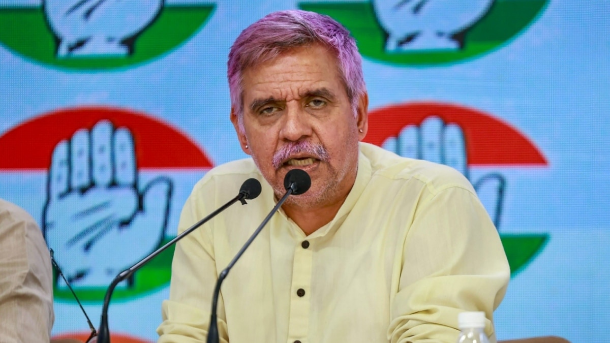‘सियासी प्रतिनिधियों के दौरे का…’, सर्वदलीय प्रतिनिधिमंडल में शशि थरूर को शामिल करने पर बोले संदीप दीक्षित