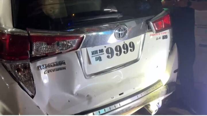 धाराशिव जिल्ह्यातील वाशी पारगाव टोल नाक्याजवळ मद्यधुंद ट्रक चालकाने तुपकर यांच्या इनोवाला दिली पाठीमागून धडक दिल्याने हा अपघात झाला आहे.सुदैवाने कुणालाही दुखापत झालेली नाही.