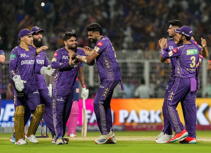 The match between Kolkata Knight Riders and Royal Challengers Bangalore was canceled on Saturday due to rain, after which KKR became the fourth team to be out of this season. KKR's performance in this season has been very poor. Due to which IPL can show these 5 players out of 2026.