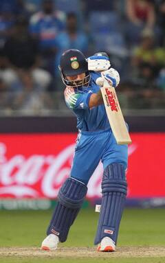 Virat Kohli News : 'विराट कोहलीला भारतरत्न पुरस्कार द्यावा...', 2011 च्या वर्ल्ड कप विजेत्या खेळाडूची भारत सरकारकडे मागणी