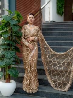 गोल्डन साड़ी, लाल बिंदी और मांग में सिंदूर... नई नवेली दुल्हन सी सजीं अरमान मलिक की दोनों बीवियां