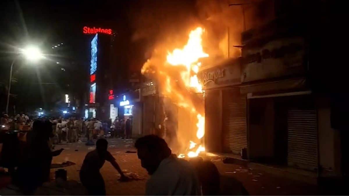 Delhi: Fire Breaks Out At Sarojini Nagar Market, Efforts Underway To Douse Blaze