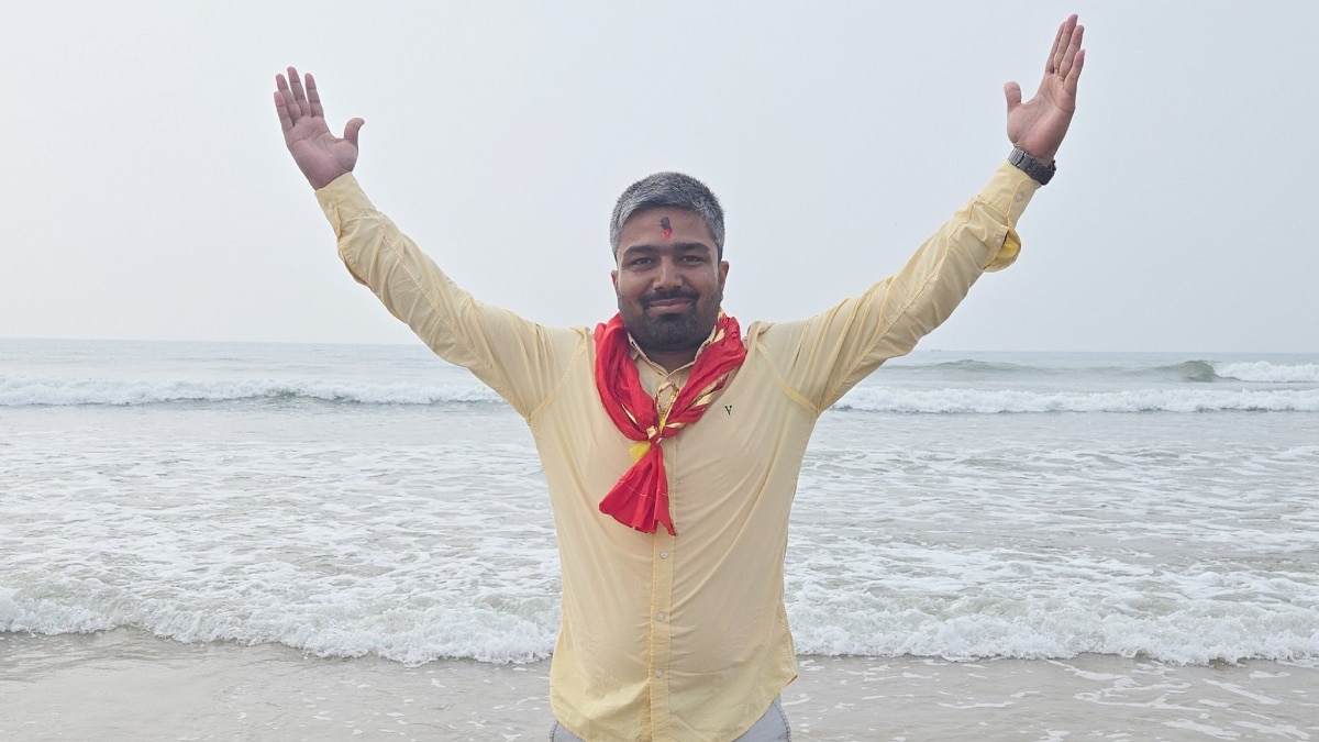 PMCH परिसर में पीट दिए गए यूट्यूबर मनीष कश्यप, मचा हड़कंप, जानें क्यों बनी विवाद की स्थिति?