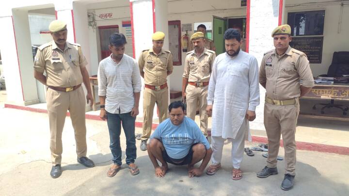 मुरादाबाद के थाना डिलारी पुलिस ने एक ऐसे सिंडिकेट के 3 लोगो को गिरफ्तार किया है, जो प्रतिबंधित करेंसी के बदले कमीशन के आधार पर नए नोट उपलब्ध कराने का काम लंबे समय से कर रहे थे.