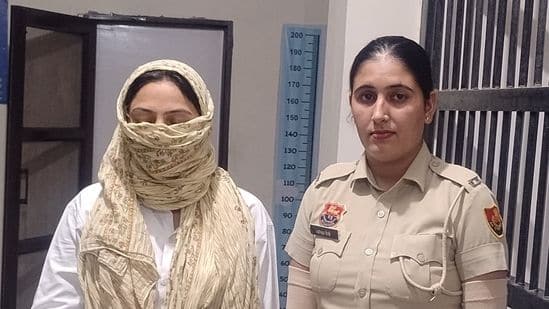 दरम्यान, ज्योती मल्होत्राच्या फोन आणि लॅपटॉपची तपासणी करण्यात आली. यावेळी ज्योतीच्या फोनमध्ये अनेक पाकिस्तानी नंबर सापडल्याचे समोर आले आहे.