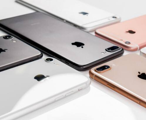 ਬੇਸ ਆਈਫੋਨ 16 5G, 4G LTE, Wi-Fi 6E, ਬਲੂਟੁੱਥ, GPS, NFC, ਅਤੇ USB ਟਾਈਪ-C ਕਨੈਕਟੀਵਿਟੀ ਨੂੰ ਸਪੋਰਟ ਕਰਦਾ ਹੈ। ਇਸ ਹੈਂਡਸੈੱਟ ਨੂੰ ਧੂੜ ਅਤੇ ਪਾਣੀ ਪ੍ਰਤੀਰੋਧ ਲਈ IP68 ਦਰਜਾ ਦਿੱਤਾ ਗਿਆ ਹੈ।