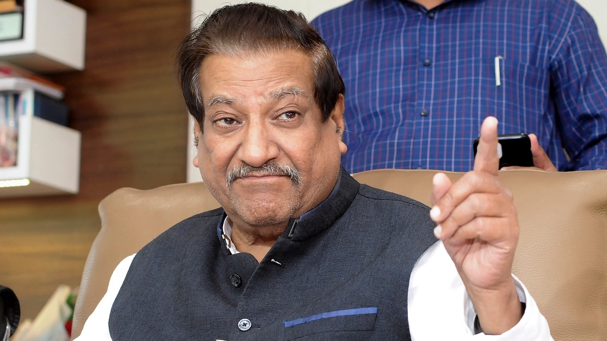 सांसदों के प्रतिनिधिमंडल पर कांग्रेस नेता पृथ्विराज चव्हाण ने केंद्र को घेरा, कहा- ‘ये अपमानजनक है क्योंकि…’