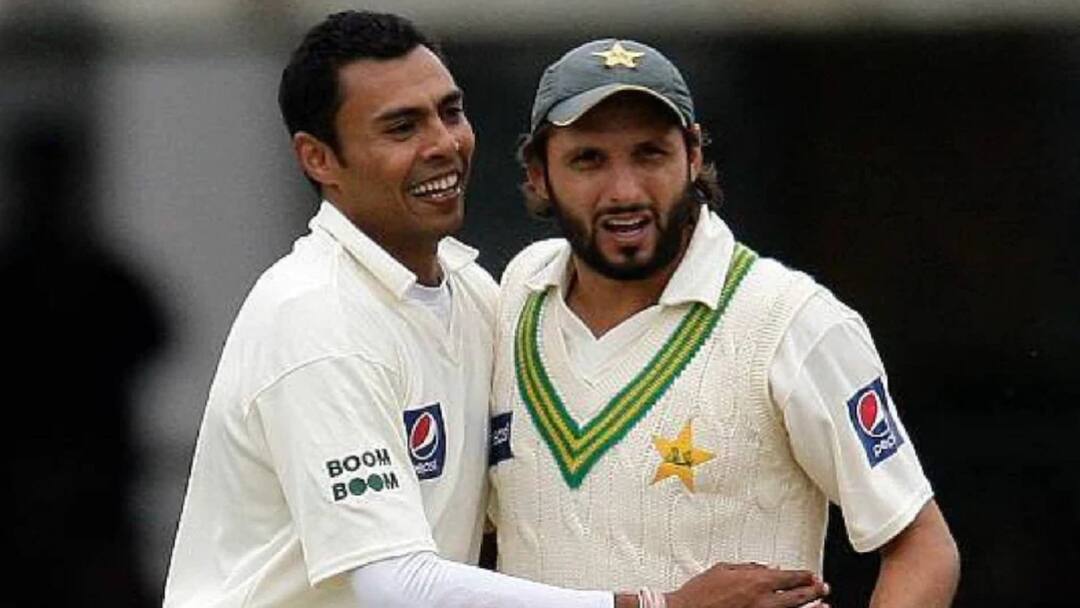 operation sindoor pakistani cricketers photo removed from jaipur sawai mansingh stadium wall of glory including hindu cricketer danish kaneria ऑपरेशन सिंदूर के बाद कड़ा एक्शन, भारत के स्टेडियम ने हटाए पाक क्रिकेटरों के फोटो; हिन्दू क्रिकेटर पर भी गिरी गाज