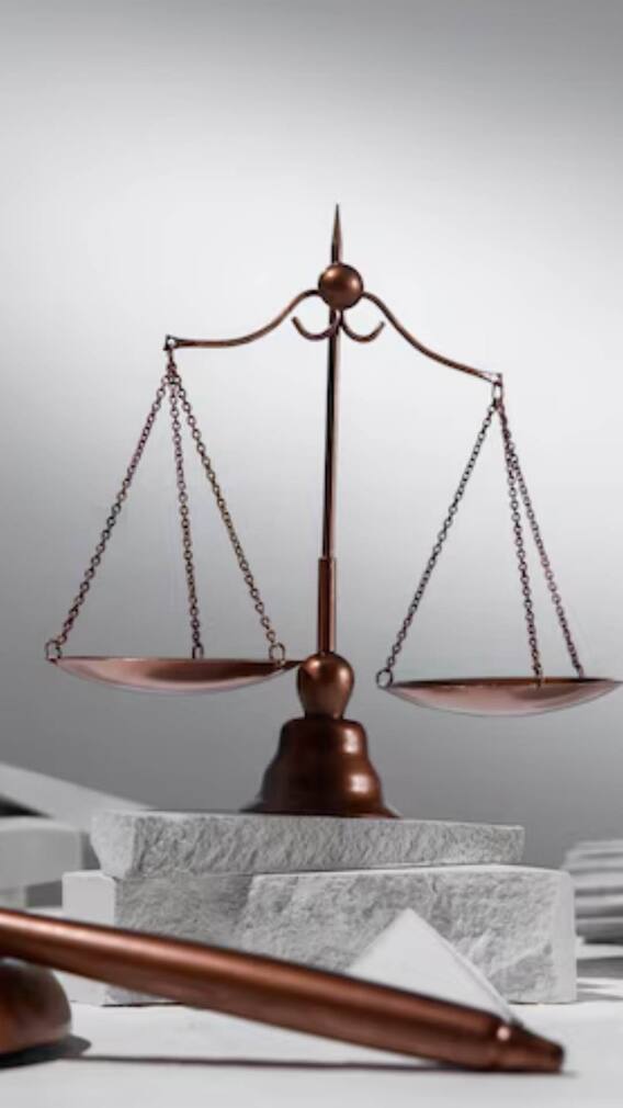 हर्जाना और जुर्माना में क्या फर्क होता है?