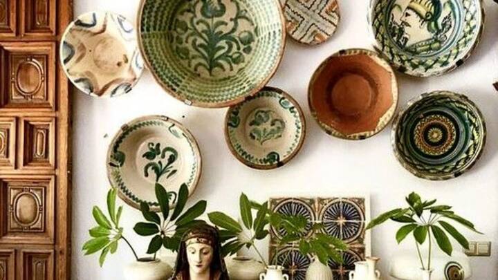 तुर्किए का बहुत सारा सजावटी सामान लोग खरीदना पसंद करते हैं. एक्सपेंसिव होने के साथ-साथ यह देखने में भी काफी खूबसूरत होता है. यह भी महंगा हो सकता है.