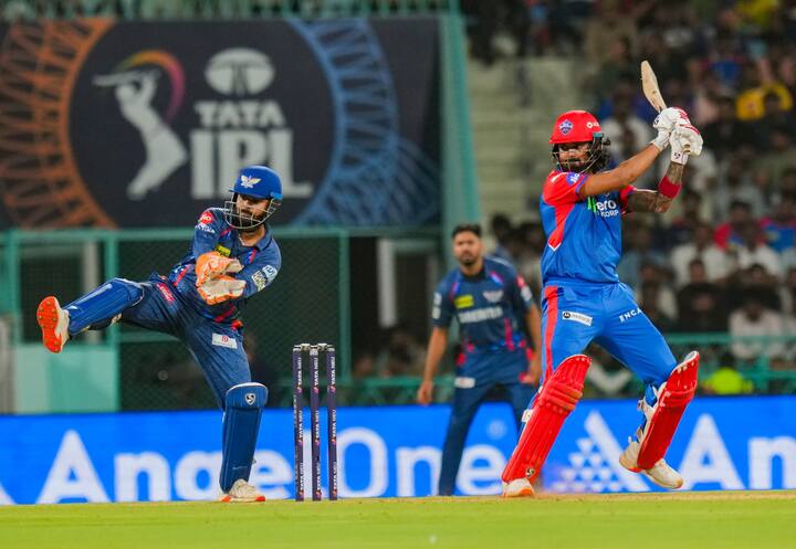 टाइम्स ऑफ इंडियाच्या बातमीनुसार केएल राहुलला बांग्लादेश विरुद्ध टी 20 संघात स्थान मिळू शकतं. केएल राहुलनं नोव्हेंबर 2022 नंतर भारताकडून टी 20 सामना खेळलेला नाही. केएल राहुलनं आयपीएलच्या 18 व्या हंगामात दमदार फलंदाजी करत टीकाकारांना उत्तर दिलं आहे.