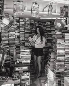 Sonam Bajwa's Vintage-Chic Photoshoot In A Sea Of Books Is The Aesthetic We Crave