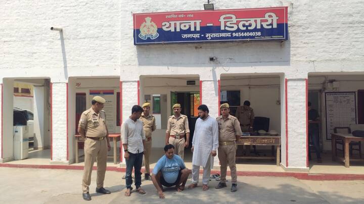 डिलारी पुलिस ने प्रतिबंधित करेंसी के साथ विक्की गौतम, रियाज और यासीन को गिरफ्तार किया है. जबकि यूसुफ, सत्तार और फैसल नाम के आरोपी मौके से फरार हो गए .