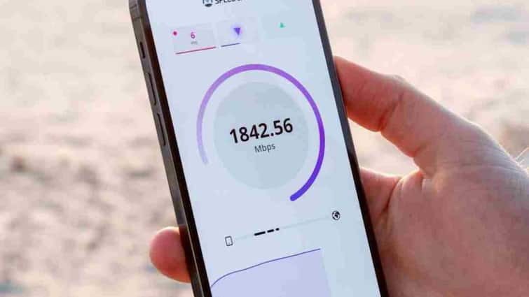 save mobile data with these 5 tricks without turning off the internet स्मार्ट यूजर्स की सीक्रेट टिप्स, इन 5 ट्रिक्स से बचाएं मोबाइल डेटा बिना इंटरनेट बंद किए