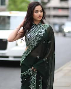 'ચાંદ ભી ફીકા હૈ તેરે સામને,' જન્નત ઝૂબેરને જોઇ બોલ્યા ફેન્સ, એક્ટ્રેસે લંડનમાં પહેરી ગ્રીન સાડી