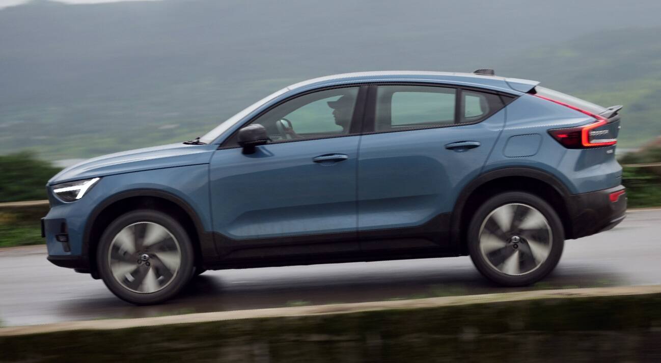 BYD Sealion 7 vs BMW iX1 LWB vs Volvo C40 Recharge: एंट्री लेवल लग्जरी EV के तौर पर कौन-सी कार बेस्ट?