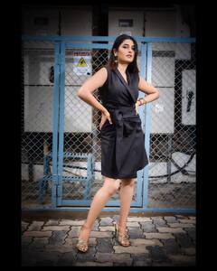 Prajakta Mali: पारंपरिक किंवा वेस्टर्न; प्रत्येक लूकमध्ये प्राजक्ता दिसते एकदम झकास!