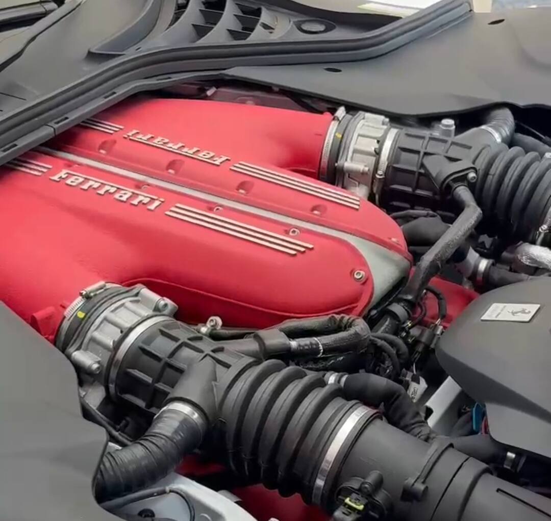 Ferrari Cilindri : పవర్ఫుల్ ఫెరారీ వచ్చేసింది.. సిలిండ్రీ బుకింగ్స్ ప్రారంభం.. రయ్.. రయ్..