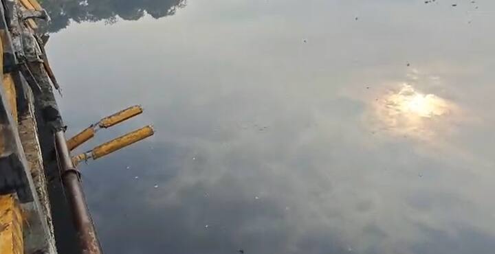 या अपघातात एका महिलेचा जागीच मृत्यू तर एक जण गंभीर जखमी झाला आहे.