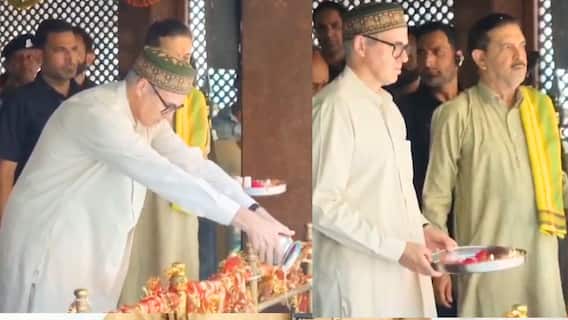 खीर भवानी मंदिर में सीएम उमर अब्दुल्ला, जल चढ़ाया, फूल अर्पित किए और आरती की थाली लेकर मंत्र भी सुने