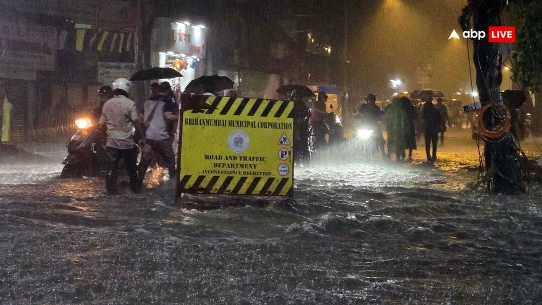 Mumbai Rains Weather Update Delhi Temperature cross 41 degree Celsius मुंबई में भारी बारिश, अंधेरी सबवे में भरा पानी, दिल्ली में कैसा रहेगा कल का मौसम? पढ़ें अपडेट