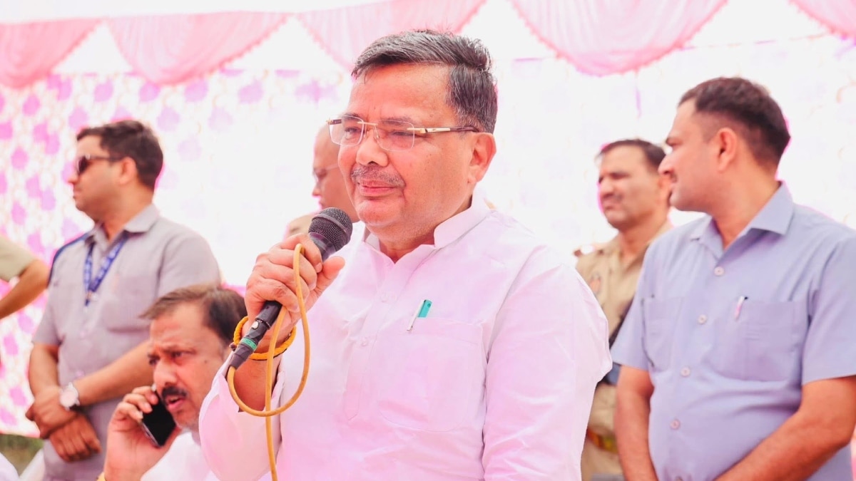 टूरिस्ट विलेज’ बनाएंगे गांवों को ग्लोबल स्टार: पर्यटन मंत्री जयवीर सिंह की नई योजना