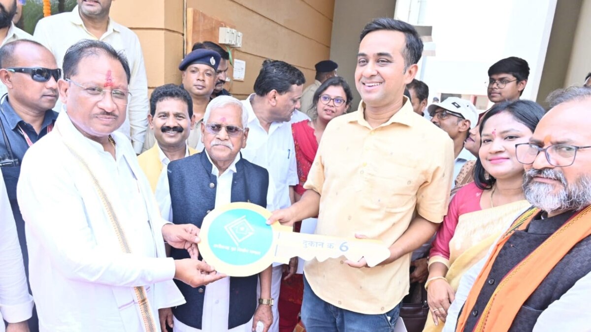 छत्तीसगढ़: सीएम विष्णु देव साय ने अटल आवास योजना के तहत 226 आवासों का किया लोकार्पण, क्या कुछ कहा?