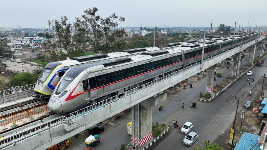 Namo Bharat and Meerut Metro will run on same track between Delhi and Meerut know time table ANN दिल्ली-मेरठ के बीच एक ही ट्रैक पर दौड़ेगी नमो भारत और मेरठ मेट्रो, कितनी-कितनी देर में मिलेंगी