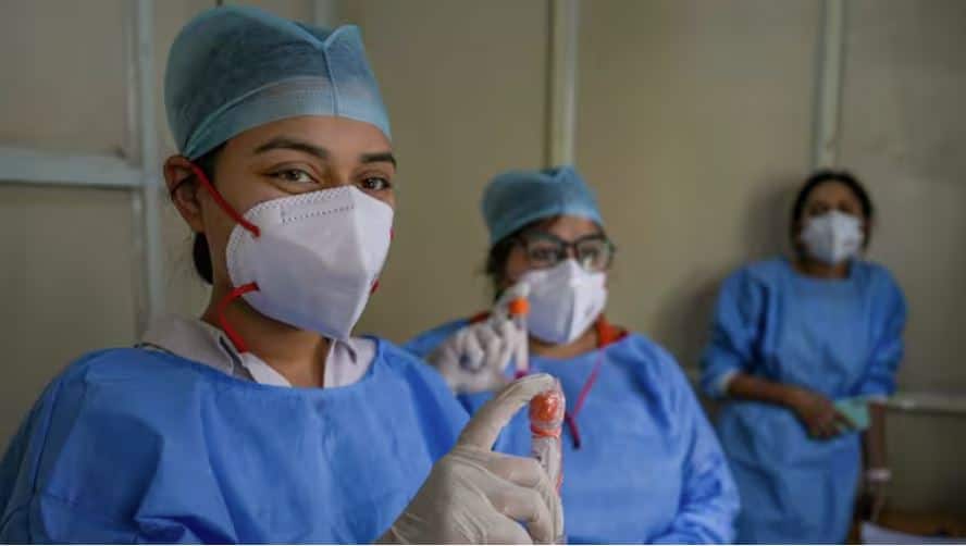 india 164 covid cases since may 12 centre on alert kerala maharashtra ਹਾਂਗ ਕਾਂਗ, ਸਿੰਗਾਪੁਰ, ਚੀਨ ਤੇ ਥਾਈਲੈਂਡ ਤੋਂ ਬਾਅਦ, ਭਾਰਤ ਵਿੱਚ ਵੀ ਵਾਪਸ ਆਇਆ ਕੋਰਨਾ ਵਾਇਰਸ, ਕੇਂਦਰ ਨੇ ਜਾਰੀ ਕੀਤਾ ਅਲਰਟ, ਜਾਣੋ ਤਾਜ਼ਾ ਹਲਾਤ