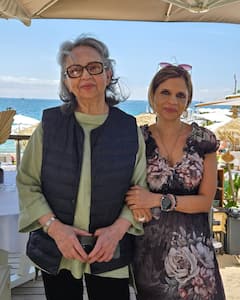 Cannes 2025: बेटी सबा के साथ कांस पहुंची शर्मिला टैगोर, साड़ी में सादगी से जीत लिया दिल