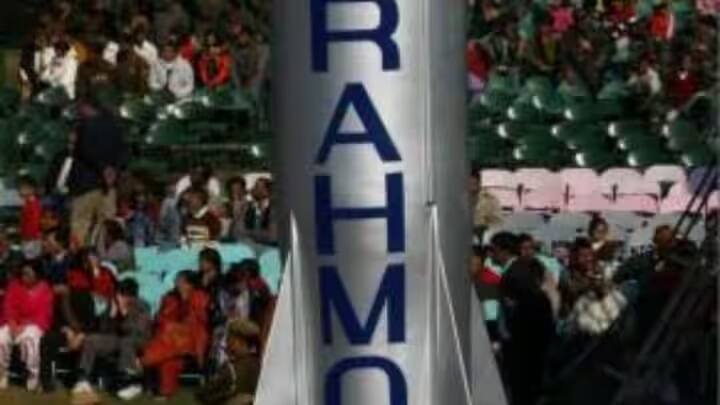 શંકુ ડિઝાઇન મિસાઇલને હવામાં વધુ સારી રીતે કાપવામાં મદદ કરે છે, જેનાથી હવાનો પ્રતિકાર ઓછો થાય છે.