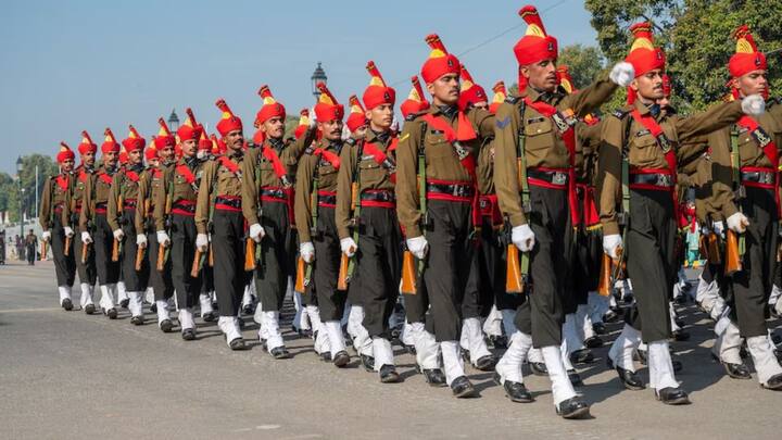 जाट रेजिमेंट कहती है जाट बलवान जय भगवान. एकता और बहादुरी उनके सैनिकों का आदर्श वाक्य है.