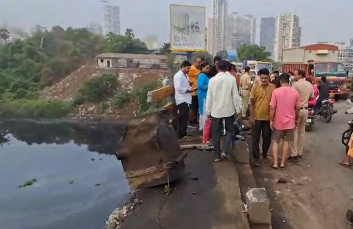 यावेळी कल्याण पश्चिम येथील गांधारी पुलावर डंपरने रिक्षाला जोरदार धडक दिली.