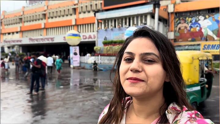 সূত্রের খবর, জ্যোতি দুটি গুরুত্বপূর্ণ অনুষ্ঠানে দানিশের সঙ্গে তার চ্যাট মুছে ফেলে। তার মধ্যে একটি ছিল 'অপারেশন সিঁদুর' এবং অন্যটি ছিল 'ব্ল্যাকআউট ফেজ'।